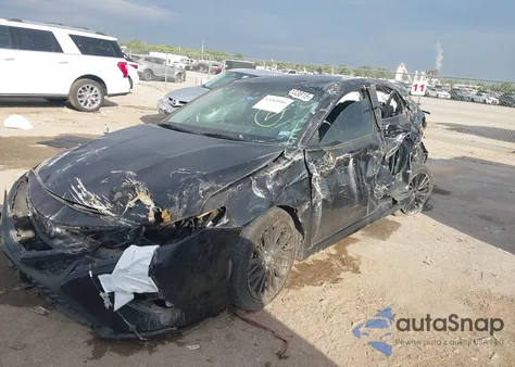 2020 Toyota Camry Se Nightshade Edition z USA, uszkodzony, nr VIN 4T1G11AK2LU332189